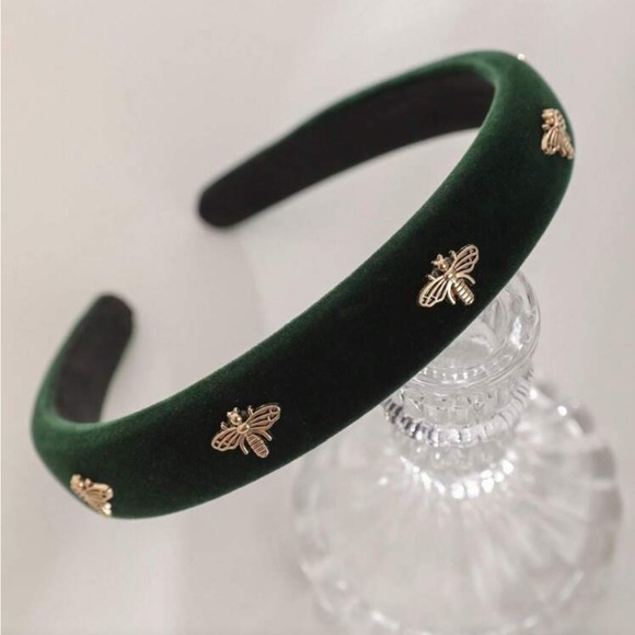 None Accessories - Elegant Green Velvet Headband with Gold‎ Bee Accents